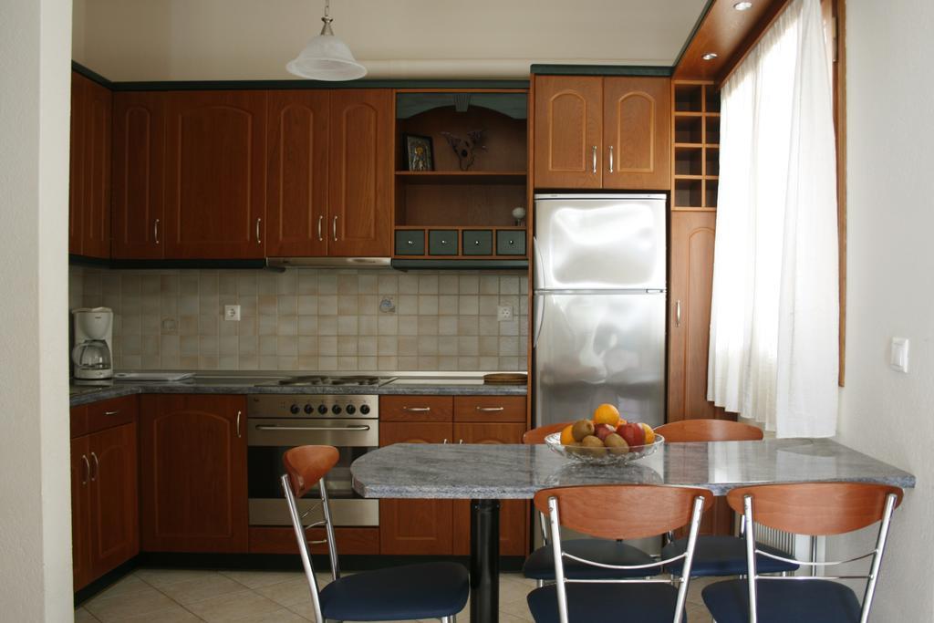 Zouzoulas Filoxenia - Koralia Apartments Milina Oda fotoğraf