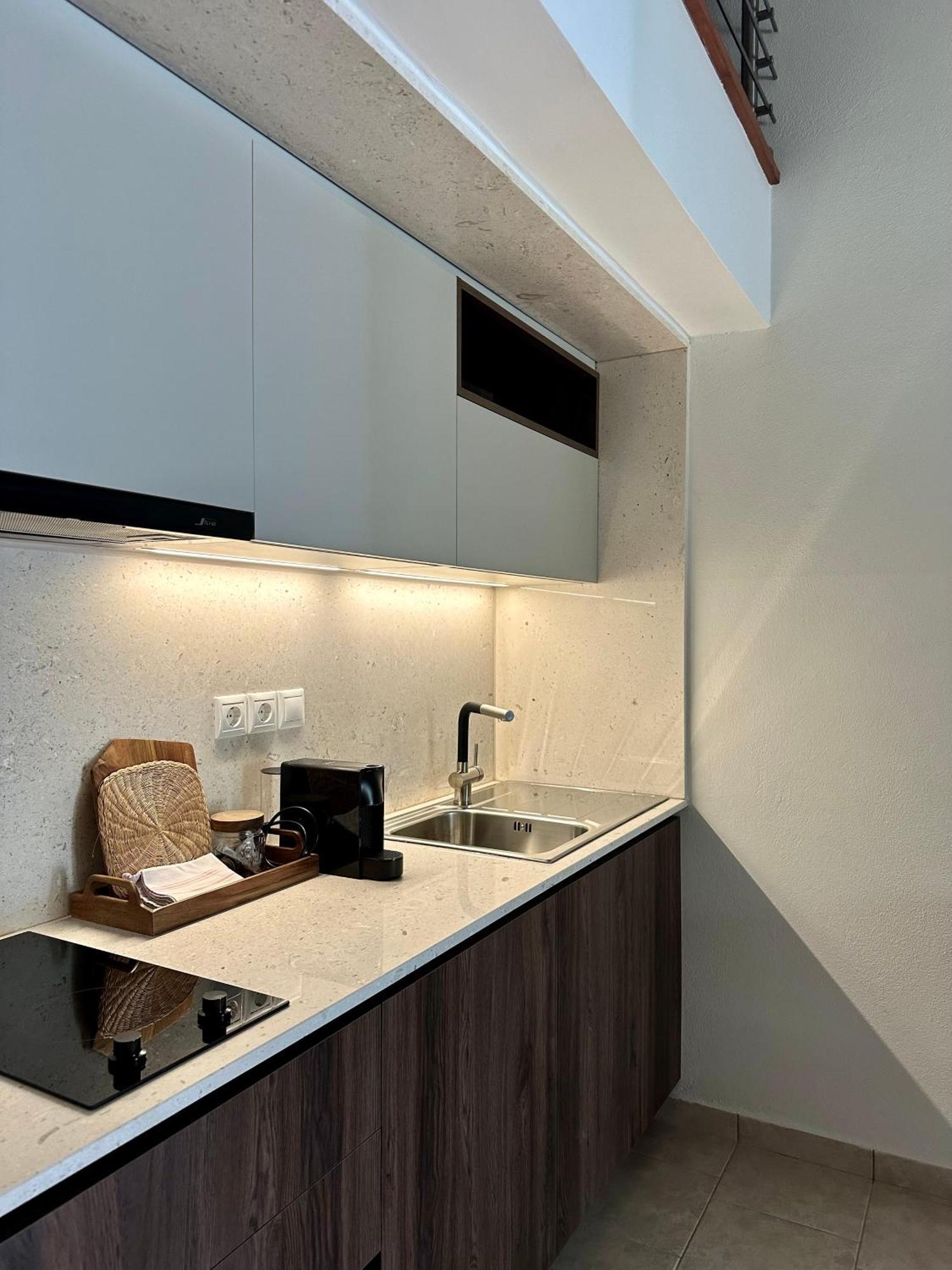 Zouzoulas Filoxenia - Koralia Apartments Milina Dış mekan fotoğraf
