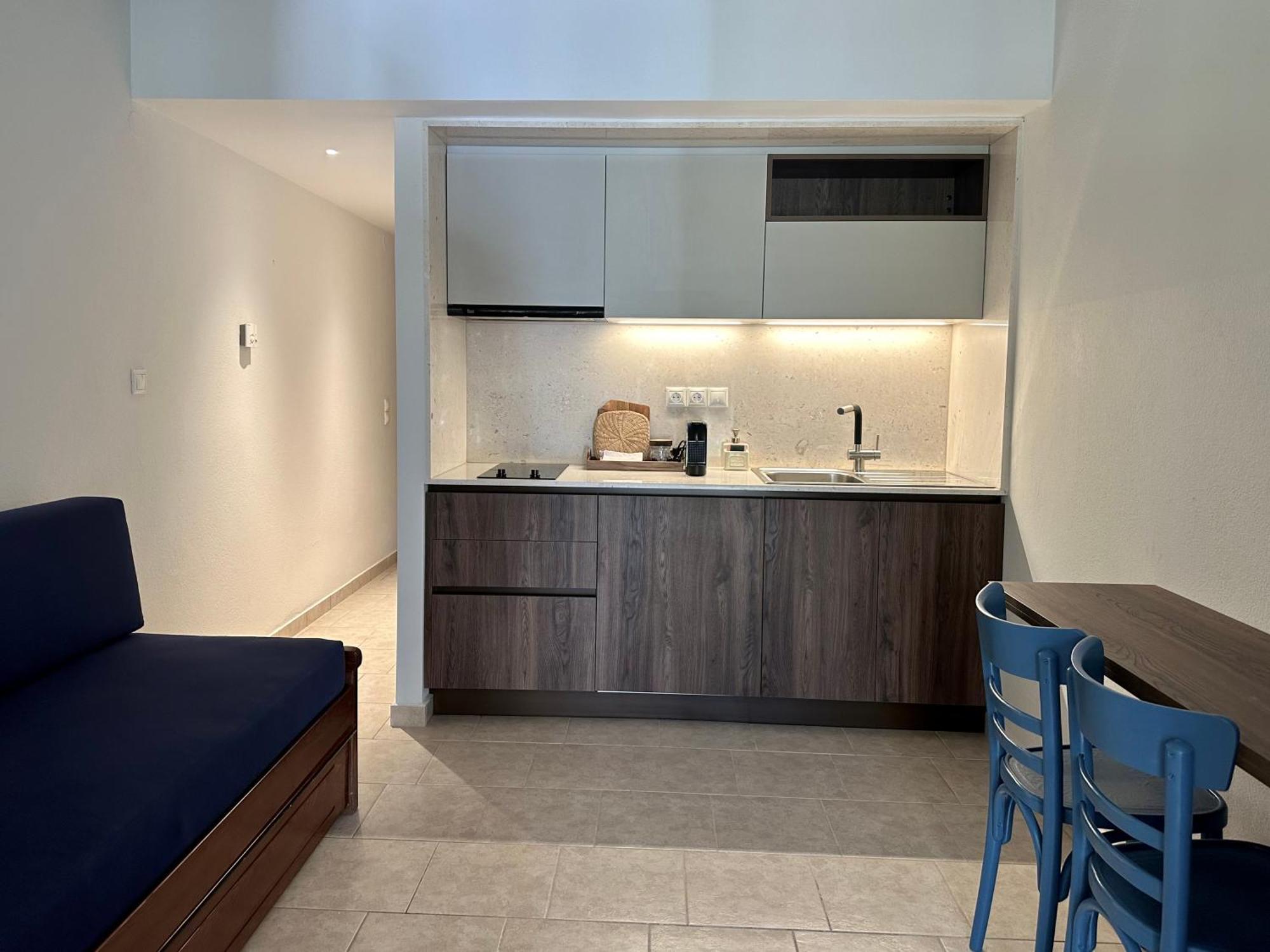 Zouzoulas Filoxenia - Koralia Apartments Milina Dış mekan fotoğraf